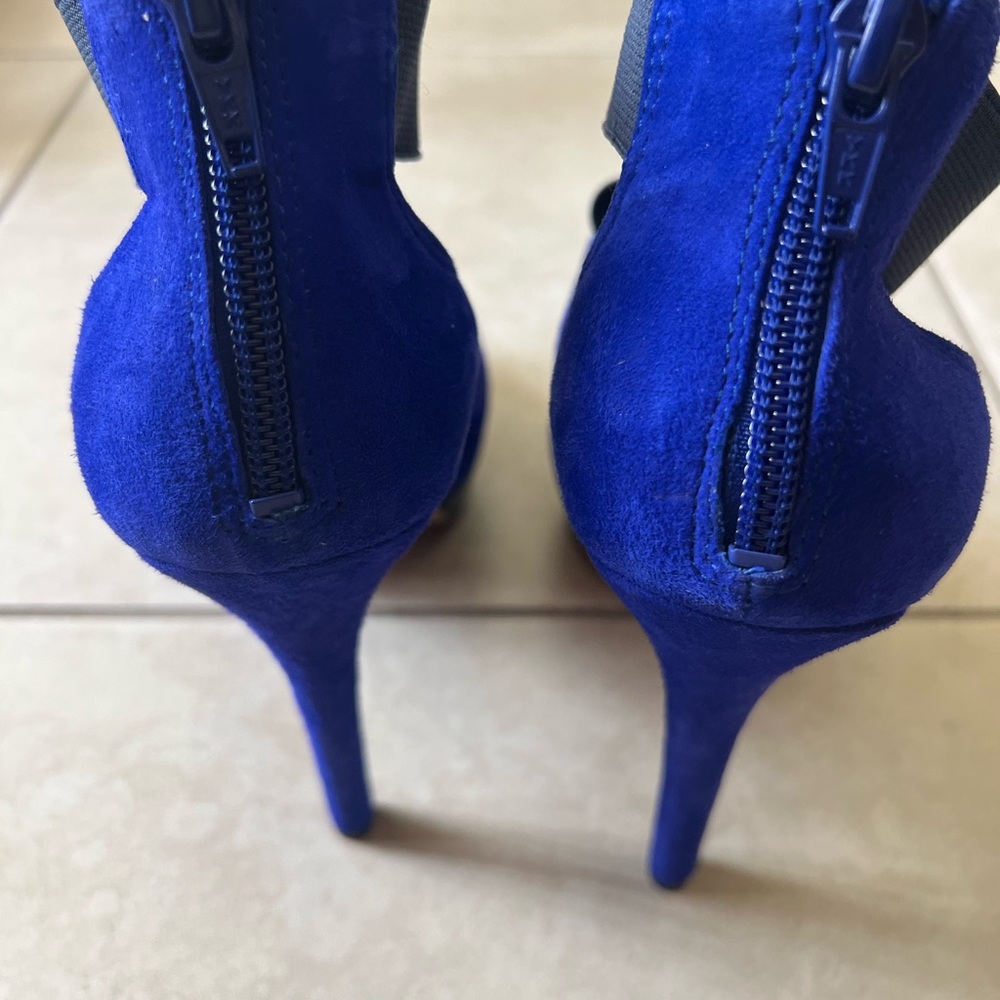 Jessica Simpson Heels - Picture 3 of 12